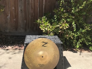 Selling with online payment: 14” Zildjian Dyno Beat Hi Hat Bottom Cymbal (90’s)