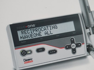 Gebruikte apparatuur: Wave one starter kit 1 endomotor met accessoire