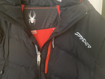 Selling with online payment: Red Spyder, Mens Medium Puffer Ski Jacket Black