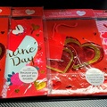 Liquidation/Wholesale Lot: Valentine's Gift, Bag, Card and Tissue Paper Set