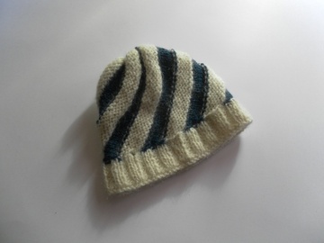 Vente au détail: Bonnet enfant spirale bleu laine et mohair alpaga