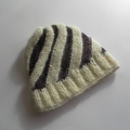 Vente au détail: Bonnet enfant spirale violet blanc laine et alpaga mohair