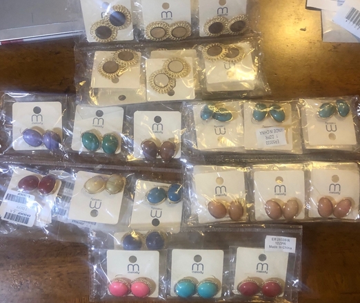 33 Pairs Various Styles Gold Tone Colorful Stud Earrings