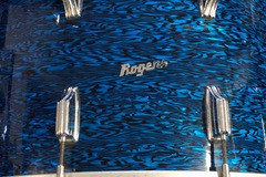 Selling with online payment: Vintage 6 piece Rogers Drum Set