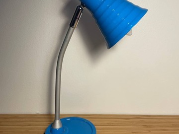 Selling: Table lamp