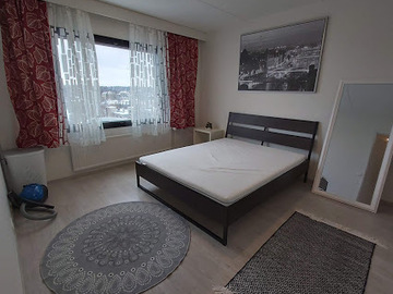 Annetaan vuokralle: A semi-furnished room for female for rent