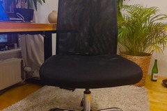 Myydään: Office chair
