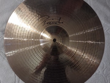 Selling with online payment: Paiste Signature 16" Full Crash Cymbal