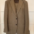 Selling with online payment: Suitsupply Brown Gun Check 3 Piece - EU 48