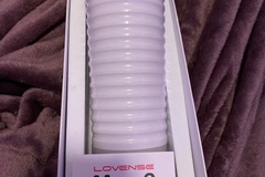 Selling with online payment: New Lovense  Max 2 male stroker