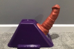Selling with online payment: Bad Dragon Sleipnir (Med/Firm)