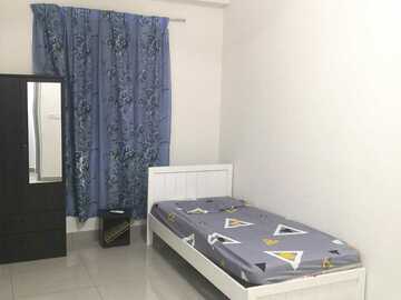 For rent: Medium Room with AirCond for Rent at Taman Tasik Prima Puchong