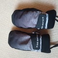 Selling with online payment: Ladies/Kids 686 ski/snowboard mittens