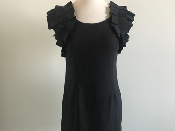 Selling multiple of the same items: Black Ruffled sleeves shift dress