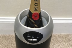 Rent out Weekly: Hostess single bottle wine chiller