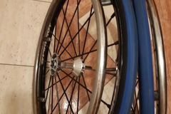 Selling with online payment: spinergy w/chair wheels 24 inch