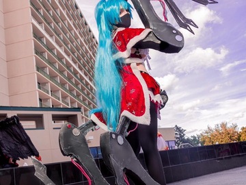 Selling with online payment: calne ca/miku cosplay (read photos)
