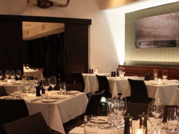 Book a meeting : Knife Room | This space can be used for pre-dinner drinks