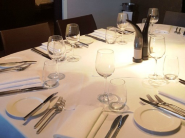 Book a meeting : Stanbroke Room | Perfect for special dinners or lunches