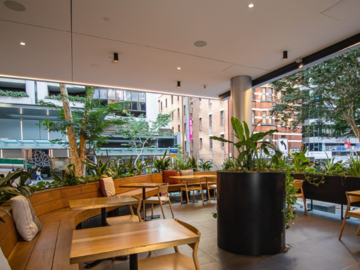 Book a meeting : Garden Terrace | Ample spacing, Large tables ⁠and relaxing 