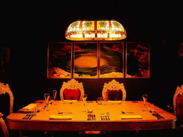 Book a meeting | $: Golden Room | An exclusive private event space at DeerDuck Bistro