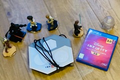 Rent out Weekly: Disney Infinity 3.0 with Star Wars extras