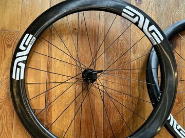 Selling with online payment: Enve SES 4.5 Clincher Wheels