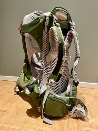 Osprey Poco AG Plus (26L) Kantorinkka