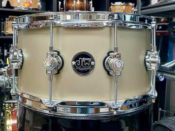Selling with online payment: DW Performance Series 6.5x14" Maple Snare Drum Gold Mist