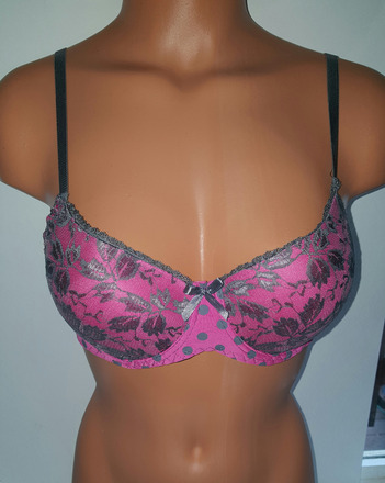 2 for Price of One - Solid and Print Pink lace Bras On hangers
