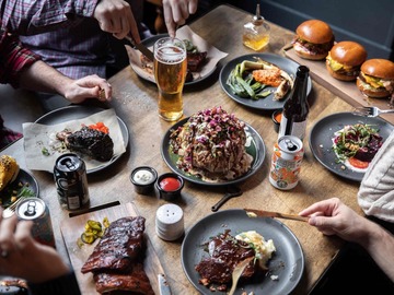 Free | Book a table: A paradise of whiskeys and ribs in Lord Wargrave