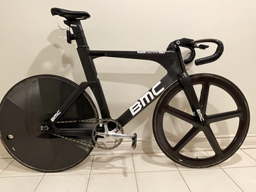 Selling with online payment: BMC Track Machine Size Large