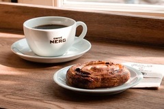 Walk-in: Find a working spot ? Caffè Nero I Kingsway WC2B is the answer