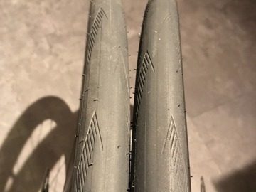 Selling with online payment: Schwalbe One Tubeless 700x30c (pair)