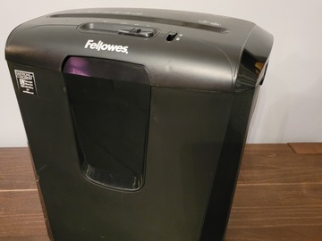 Rent out Weekly: Paper Shredder