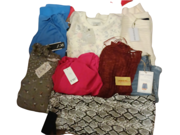 Liquidation/Wholesale Lot: WOMENS CLOTHING ALL NEW WITH TAGS, GUARANTEED VALUE OF $1000+
