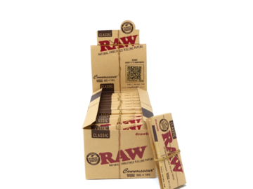  : RAW Classic Single Wide Connoisseur rolling papers (+tips)