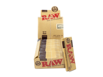 Post Now: RAW Classic 1¼ Rolling Papers