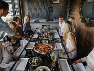 Book a meeting: Our tenacious appetite to satisfy your small group meetings