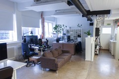 Renting out: Desk for rent / Vallila 