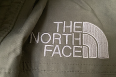 Selling with online payment: North Face Mens Ski Jacket large