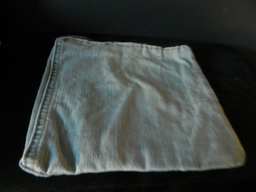 Sale retail: trousse plate en jean clair avec une doublure en tissu égyptien 