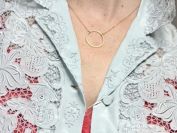 Selling: Simple Circle Necklace