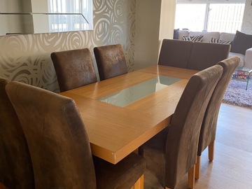 Rent out Monthly: Large dining room table