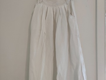 Selling: 100% linen white skirt