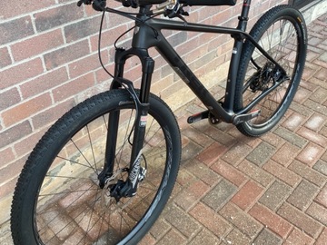 Selling with online payment: 2018 Trek Procaliber 9.8 SL 