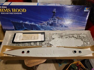 Selling with online payment: HMS Hood 1:350