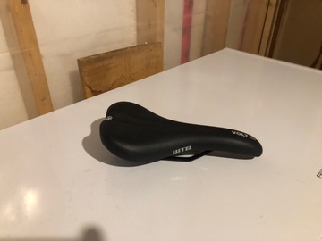 Selling with online payment: WTB Volt saddle