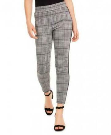 25 JUNIORS NWT CLOTHING PIECES 