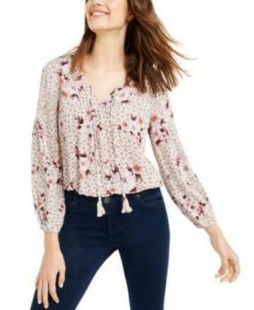 25 JUNIORS NWT CLOTHING PIECES 